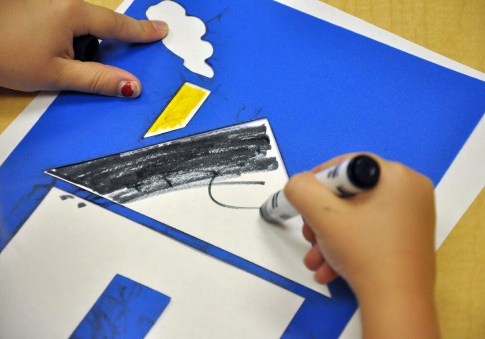 081113_childcare07-1240x824